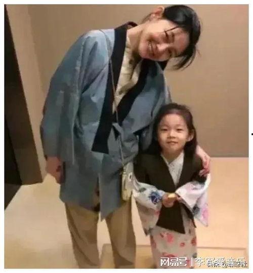 娱乐圈吃瓜爆料两个孩子,揭秘两位童星背后的成长故事 第3张 娱乐圈吃瓜爆料两个孩子,揭秘两位童星背后的成长故事 第3张